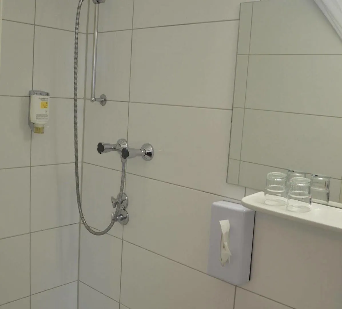 **  Hotel Commerz Hamburg Germany